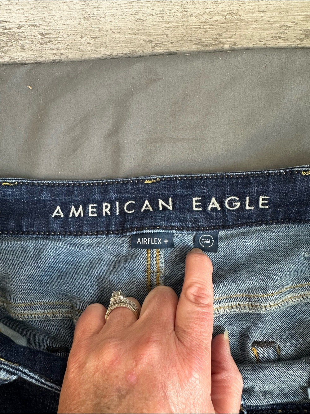 American Eagle Men's Dark Wash Slim Straight Jeans Size 38x30 - Picture 6 of 16